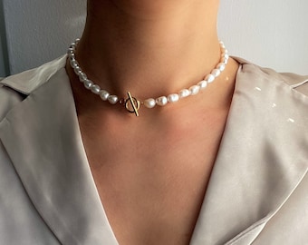 Baroque pearl choker “LINA” in gold or silver / freshwater pearl necklace with toggle / gift idea for women / wedding necklace