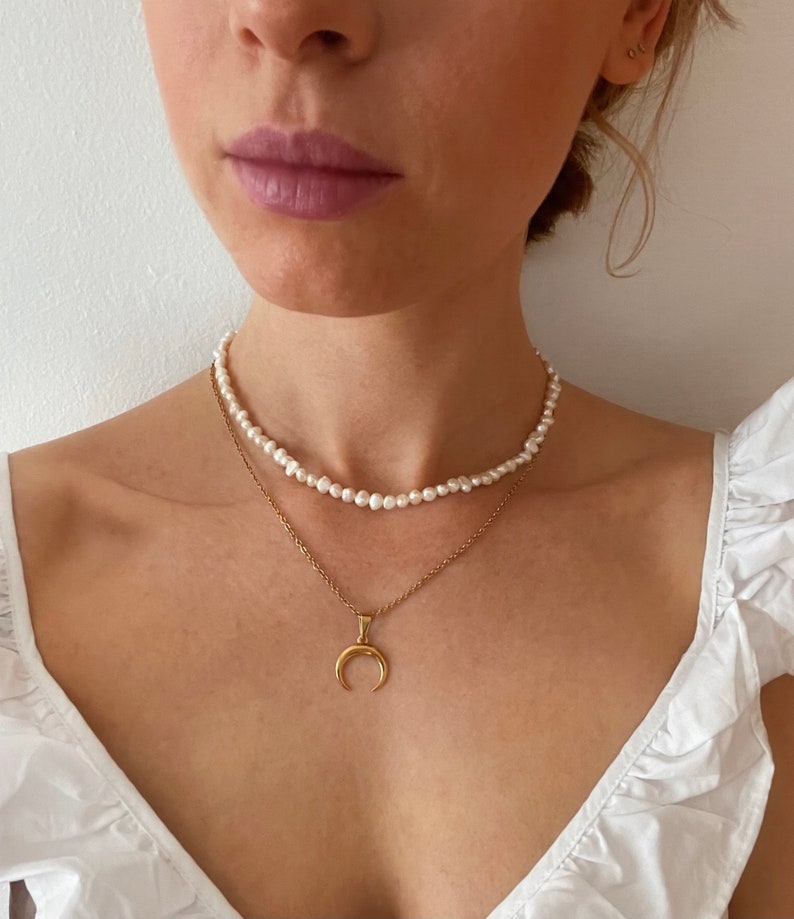 handmade freshwater pearl choker / freshwater pearl necklace image 5