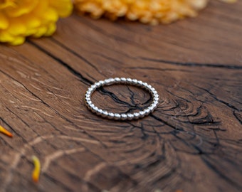 Fine ring made of sterling silver · pearl wire ring · bead ring · stacking ring by Atelier Linnéa
