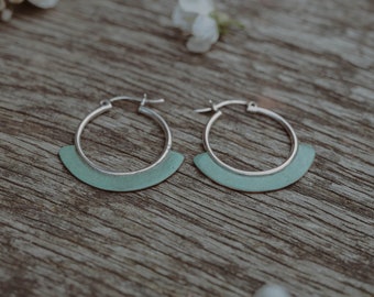 Turquoise creoles made of sterling silver and copper by Atelier Linnéa