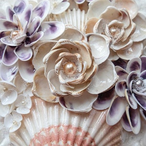 Décoration intérieure fait de coquillages Déco murale coquillages Fleurs de coquillages. Seashell bouquet. Shell Flowers. image 3