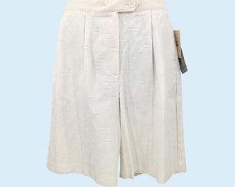 NWT Vintage Norton McNaughton Ivory HIGH WAIST Textured Floral Pattern Shorts - 14