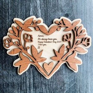 Hanging Heart Sign, Personalized Heart Sign, custom Anniversary Gift, Hanging Heart Décor, Wooden Heart