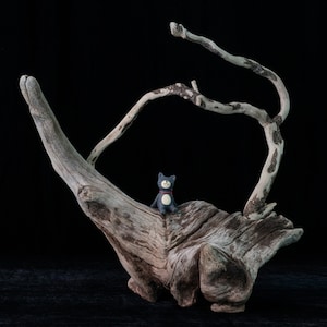 Driftwood Sculpture w/ Cute Cat