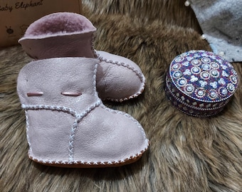 Sheepskin Toddler Boots,Toddler Slippers,Baby Winter Boots,Toddler Moccasins,Baby Moccasins, Pink Boots,Girl Baby Shoes
