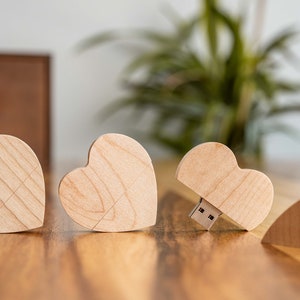 Set of 3 USB Sticks, Maple Wood Design – 16GB USB 3.0 for Wedding Photographers | Photo Transfer with Engraving