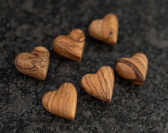 Set of 6 carved olive wood hearts - Highest quality, 100% handmade, and fast shipping from Germany!