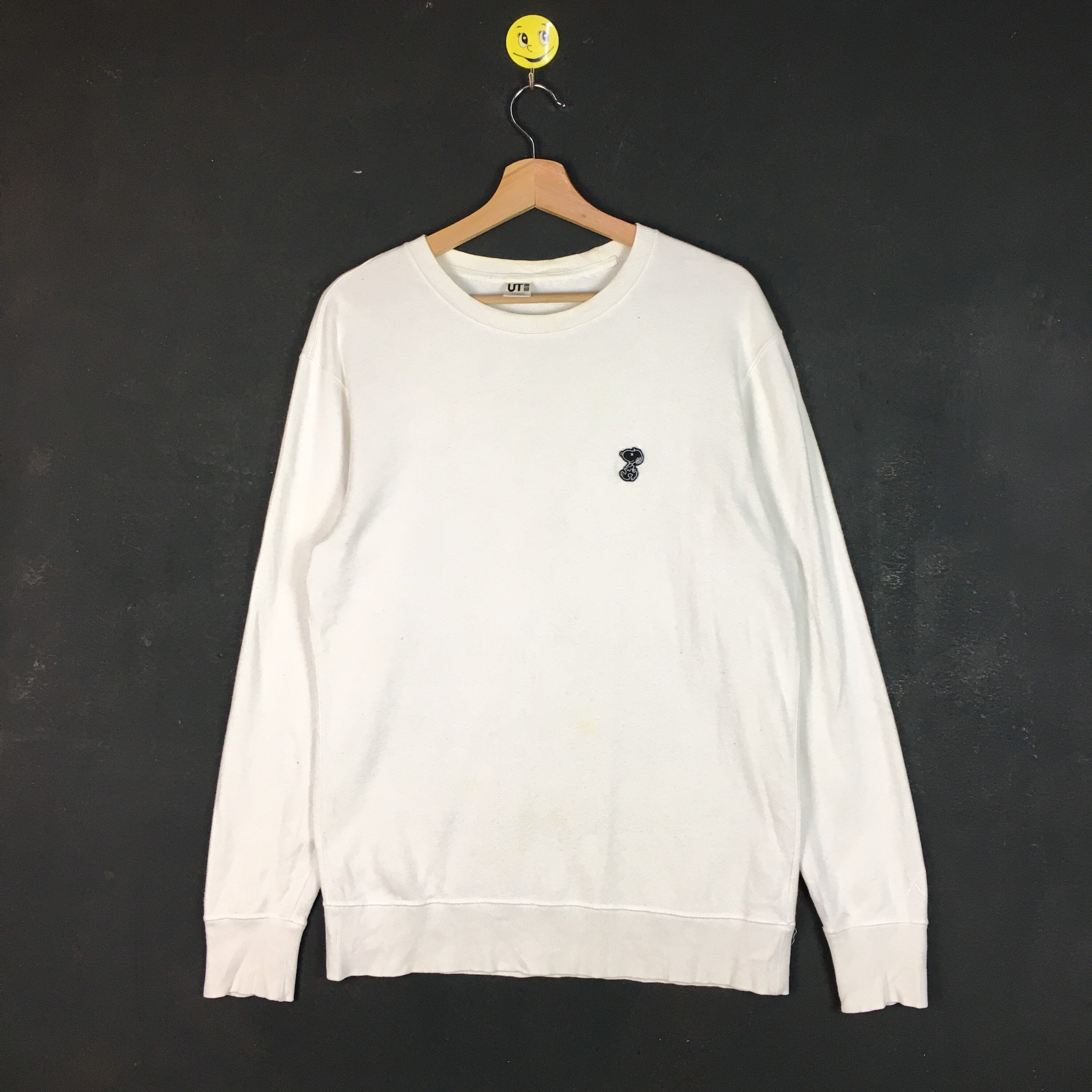 kaws peanuts sweatshirt