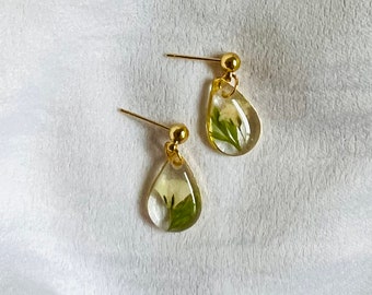 18k Gold Plated Baby's Breath Resin Earrings