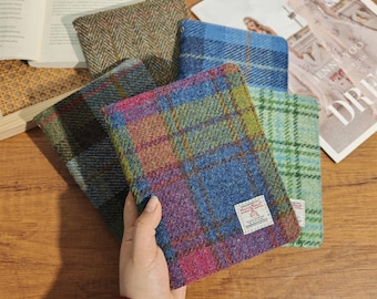 ハリスツイード生地を使用した、Pocketbook Verse Pro Color、Lite、6インチ、Basic、Lux 4、Touch、Pocketbook Era Color 7インチ用ファブリックマグネット式電子書籍ケース
