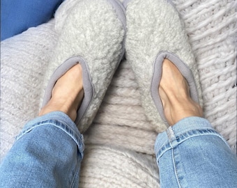 Botinhas/Pantufas de Lã Merino Cinza Pura.