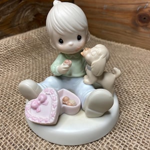 Vintage Precious Moments Figure * Sharing Sweet Moments Together by Enesco  1993