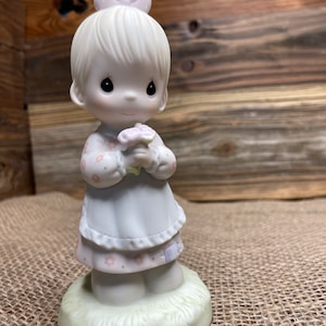 Vintage Precious Moments Figure *Mommy I Love You by Enesco (Retired) 1987