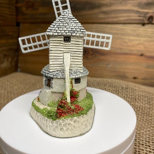 David Winter Cottages &quot;Windmill&quot; 1985