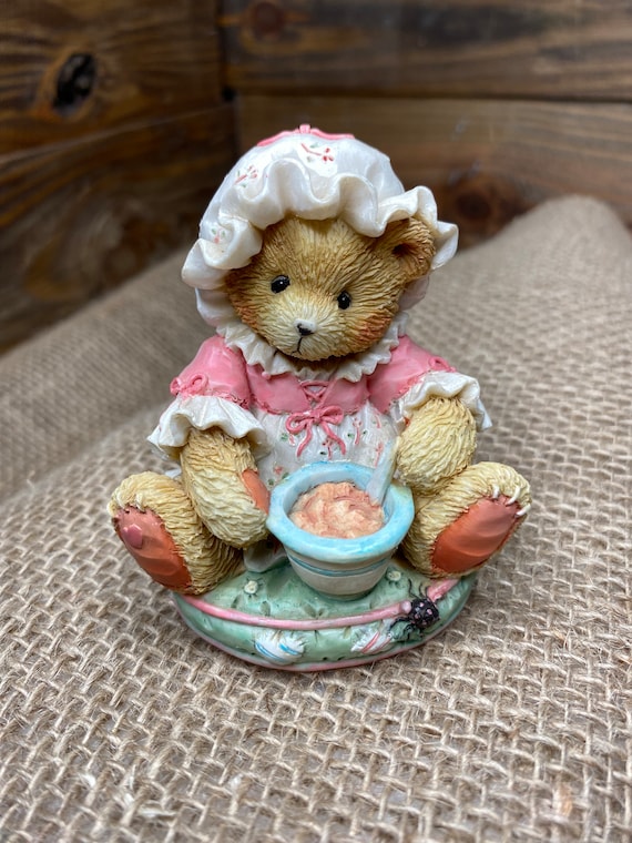 * vintage figure ୨୧ * ふさふさ ハリネズミちゃん Cherished Teddies 
