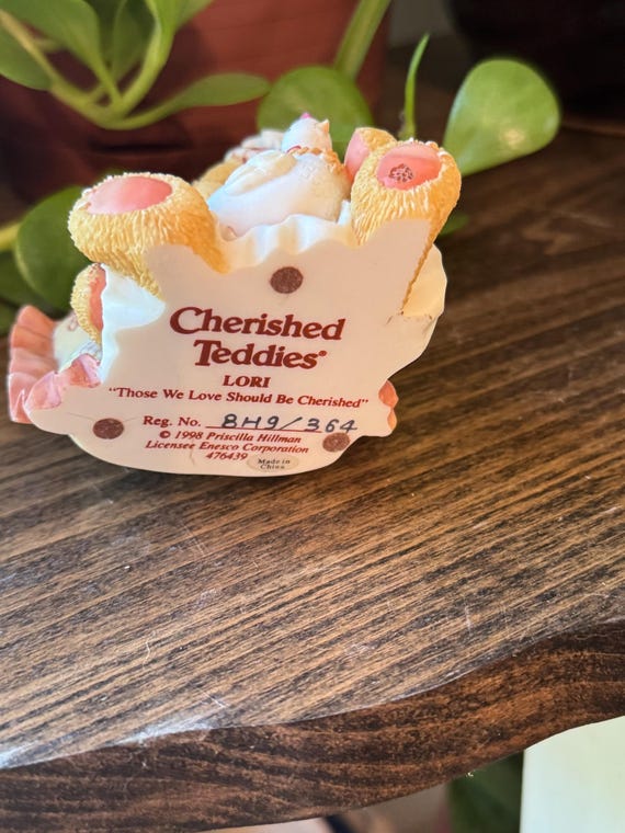 Cherished Teddies *lori- Those We Love Should Be Cherished