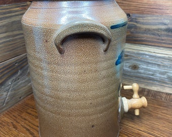 Rare Vintage ROWE Pottery Works HISTORICAL COLLECTION 2006 Water
