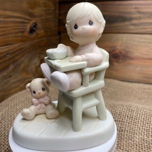 Vintage Precious Moments Figur *Baby&#39;s Erste Mahlzeit von Enesco (im Ruhestand) 1990