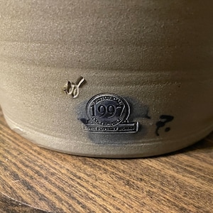 Rowe Pottery Works 1997 Historical Collection Two Handled Vase With ...