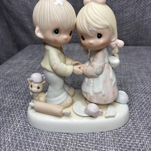 Vintage Precious Moments *Forgiving Is Forgetting by Enesco  (Retired) 1982