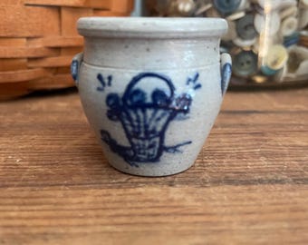 Vintage Rowe Pottery Works 1990 Miniature 1/4 Scale Urn - Salt