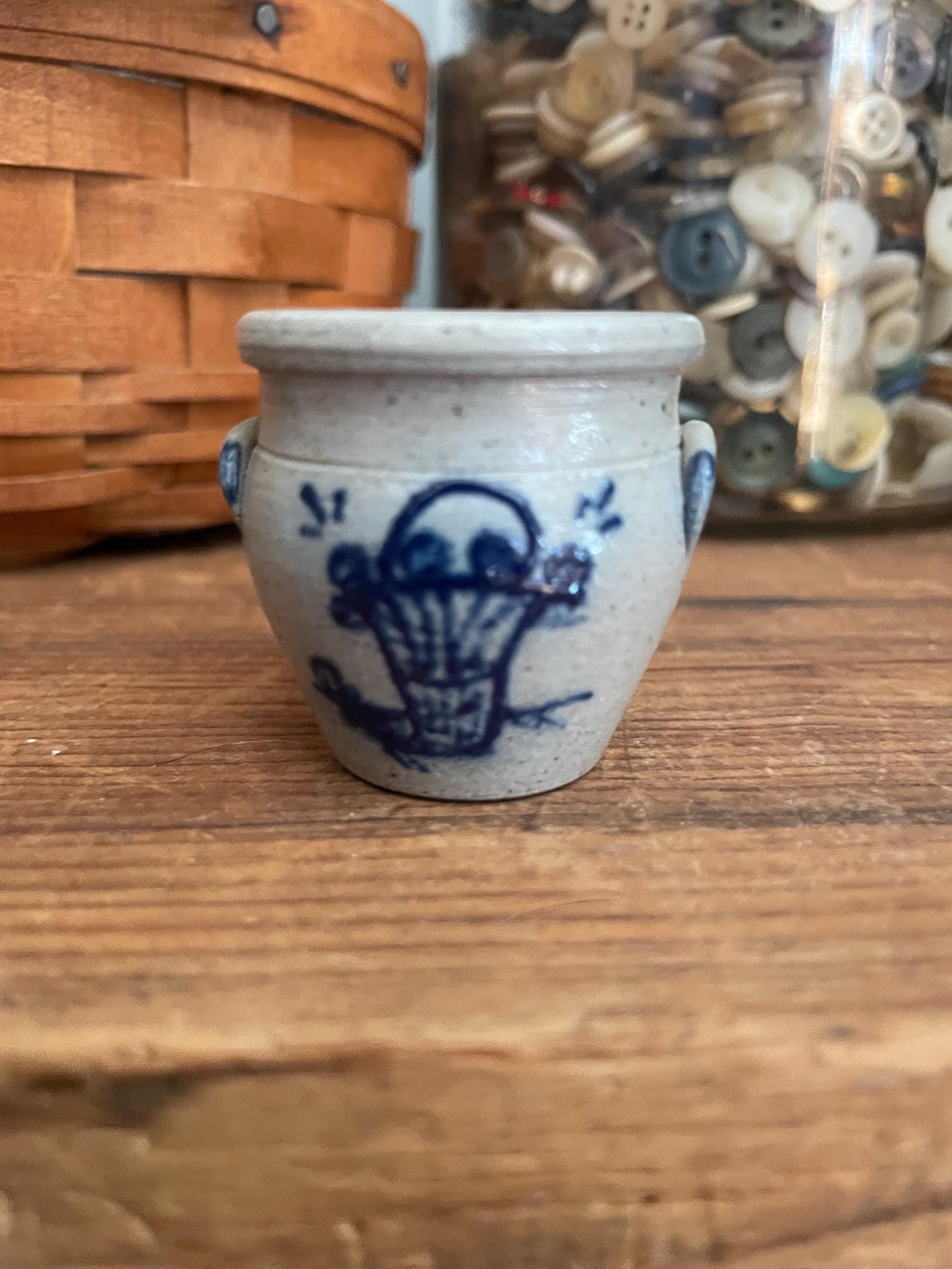 Vintage Rowe Pottery Works 1990 Miniature 1/4 Scale Urn - Salt