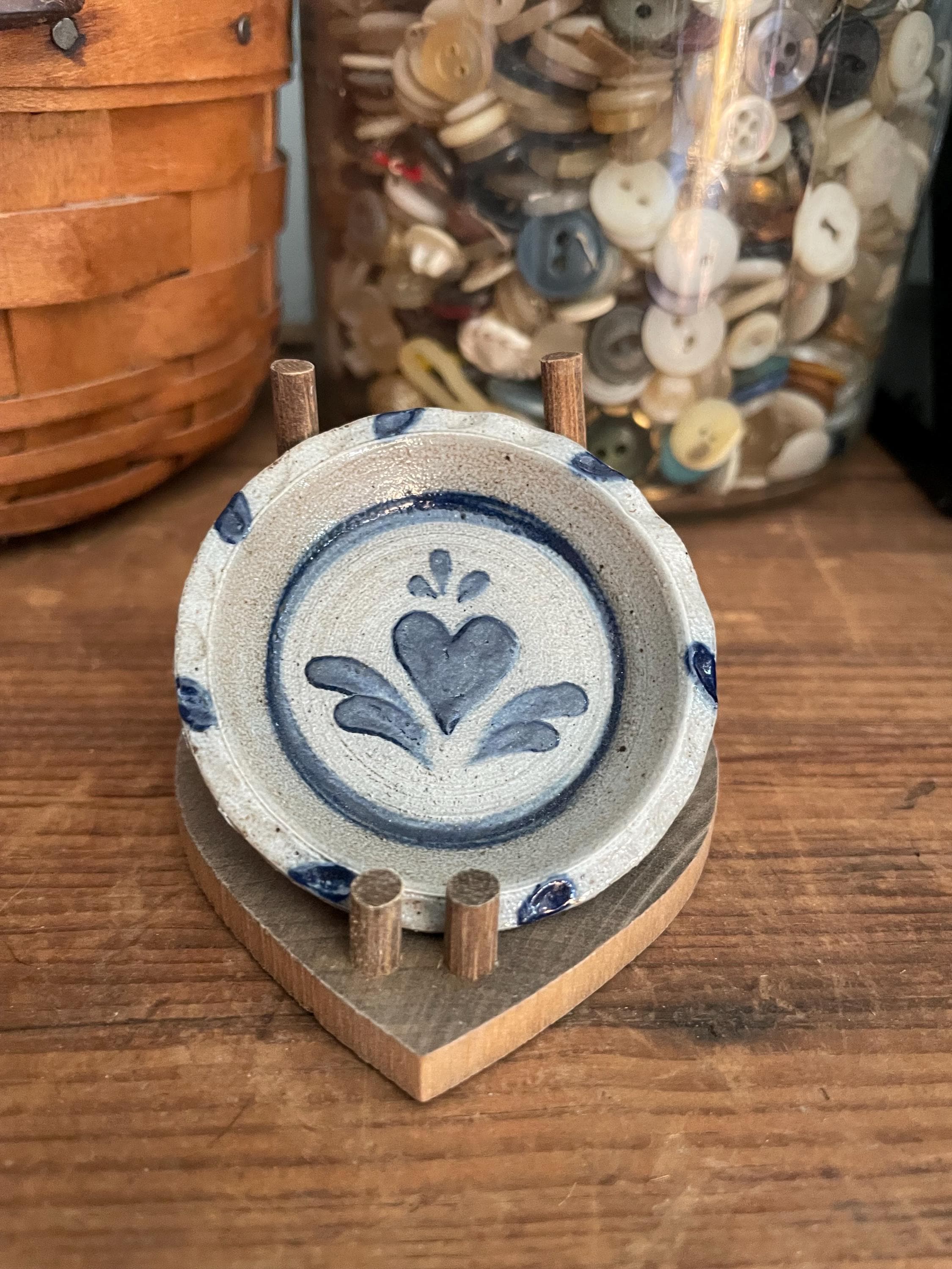 Vintage Rowe Pottery Works 1988 Miniature 1/4 Scale Pie Plate