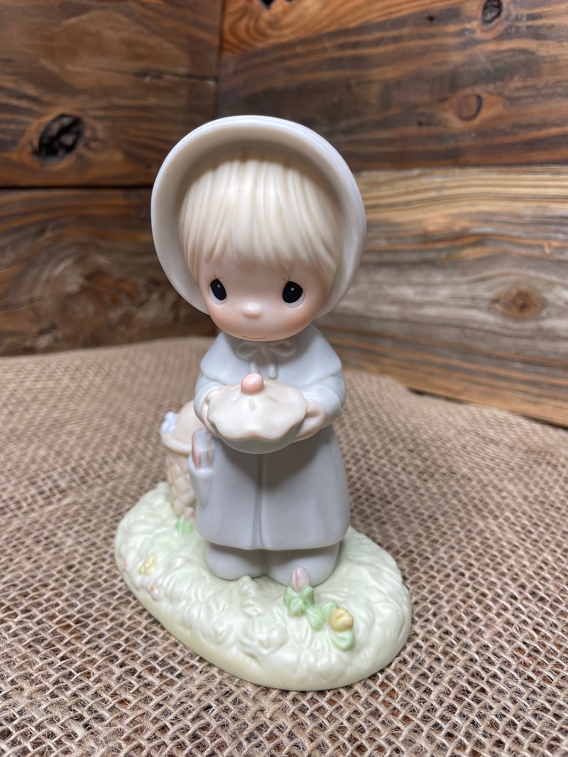 Vintage Precious Moments Figure *november by Enesco (retired) 1988