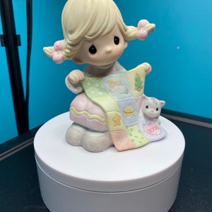 Vintage Precious Moments Figure *May Your Holidays Be So-Sew Special by Enesco (Retired) 2005