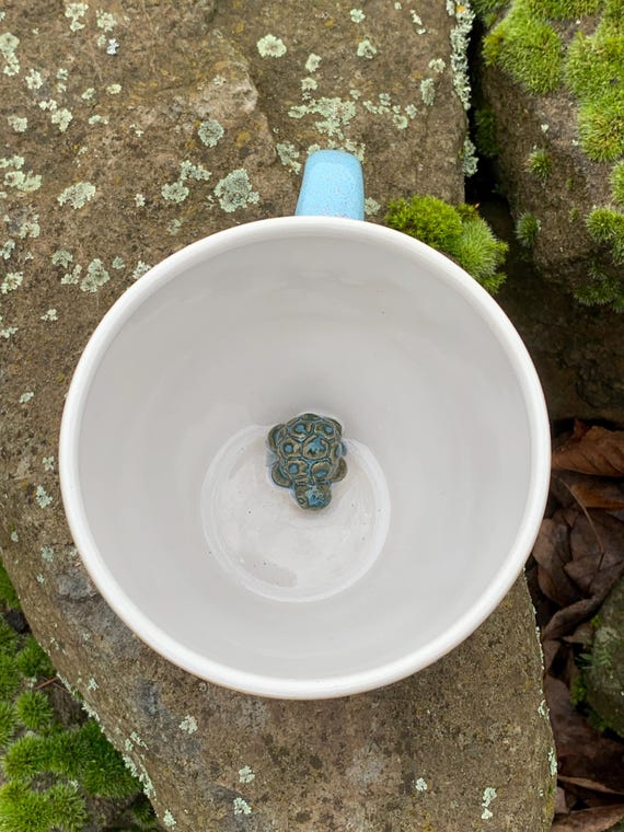 Teetasse/Kaffeetasse/Keramiktasse/Tontasse/Teepott/Kaffeepott/Handgeformte,handglasierte Tasse/Türkise  Tasse mit kleiner Schildkröte