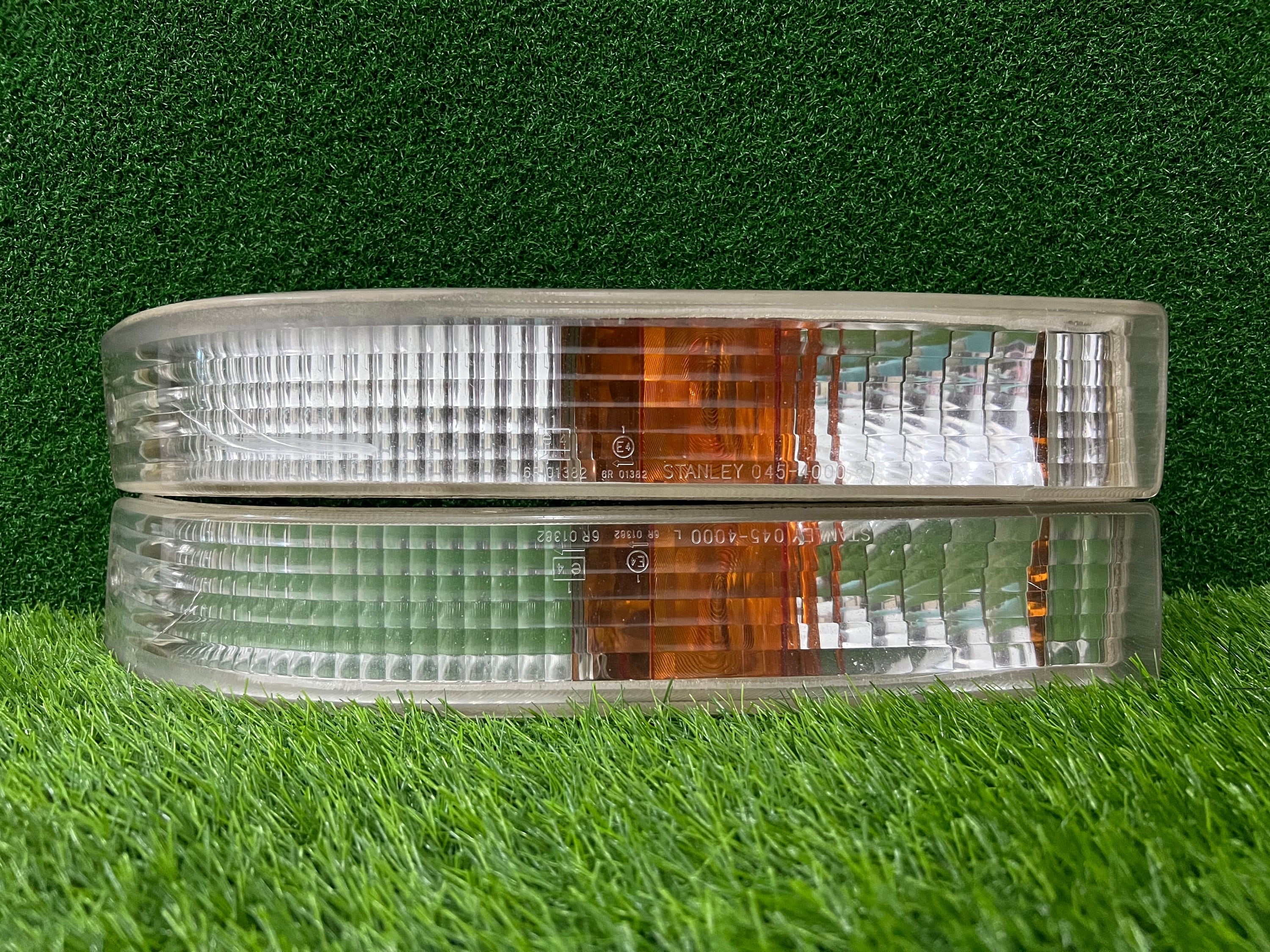 JDM EF9 90-91 Civic Sir Si-r Genuine Stanley Turn Signals Light