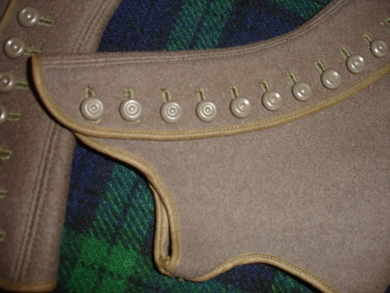 use for Steampunk cosplay costume Antique late 1800s Victorian ladies/' brown spats button up