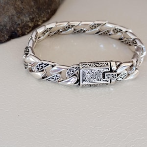 Engraved Stainless Steel Bracelet for Men, Silver Chain with Ornate Clasp,  20,22cm Viking-Style Link Bracelet – Unique Gift for Him