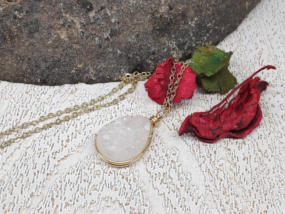 Agate aura pendant sale