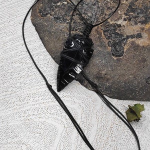 Ruwe zwarte obsidiaan pijlpunt hanger ketting, handgemaakte gesneden kristallen pijlpunt ketting, energiebescherming helende kristallen hanger
