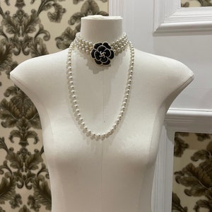 Chanel pearl necklace -  México