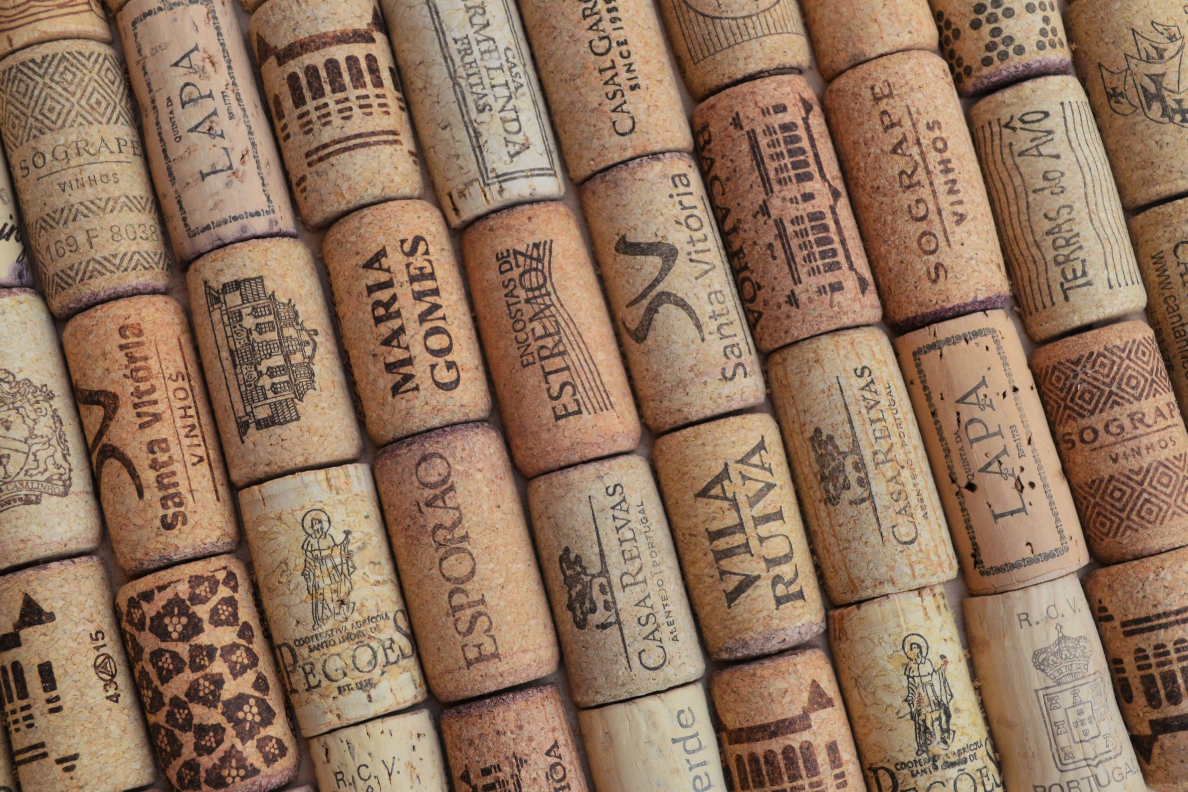 Pre-Cut Wine Corks Used for Crafts Multi Listing 50-100-200-400 Halves 100%  Cork