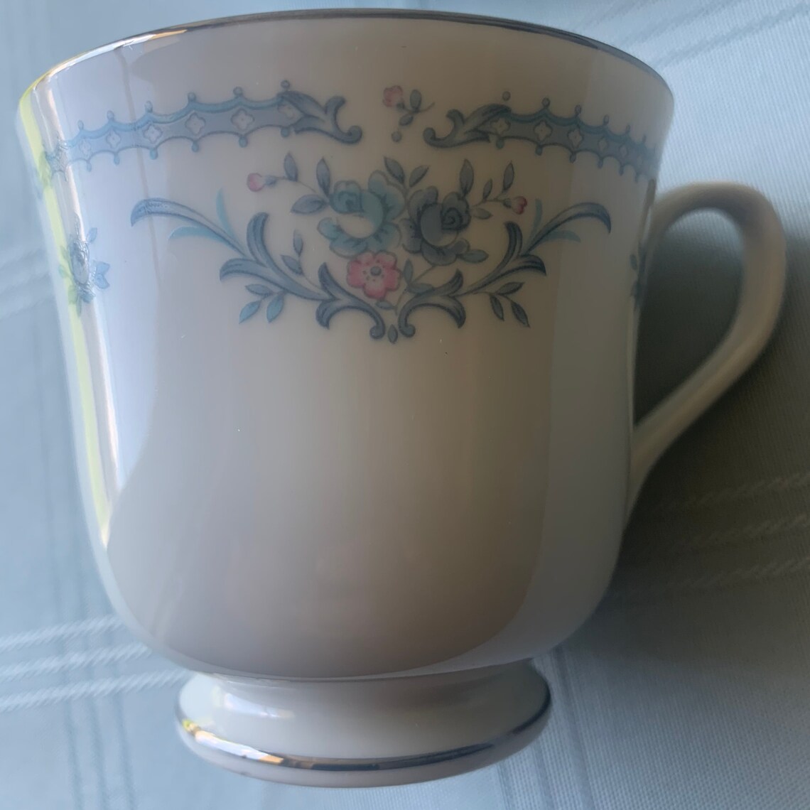 Ekco International Exquisite Fine China Winsford Tea Cup & Saucer Set of 2 Vintage Made in Japan