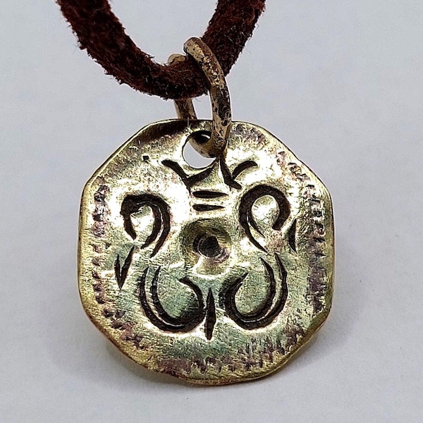 Mittelalterlicher Anhänger mit Heraldik / Mittelalterliche Artefakte 14-16 AD