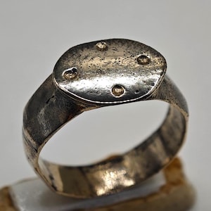 Authentic Medieval Ring / Antique Ring / Old Ring / Medieval Artifacts 14-16 AD Size 19.5mm ( US 9.5 )