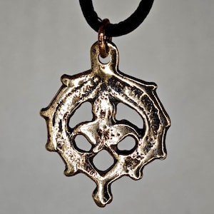 Viking Lily Pendant / Medieval Pendant / Medieval Lily Pendant / Medieval Artifacts / Viking Artifacts