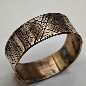 Bronze Ancient ring of the Viking era 8-10 AD \ Viking ring with solar signs \ Norse Ring \ Scandinavian Artifacts Size 21mm( US 11.5 )