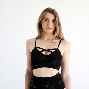 High waisted shorts, Twerk shorts, womens pole shorts, black pole shorts, black twerk shorts, pink twerk shorts, pole dance cleidung, Stripper Outfits, yoga shorts, burning man, shorts festival, short shorts, shortsit twerkille