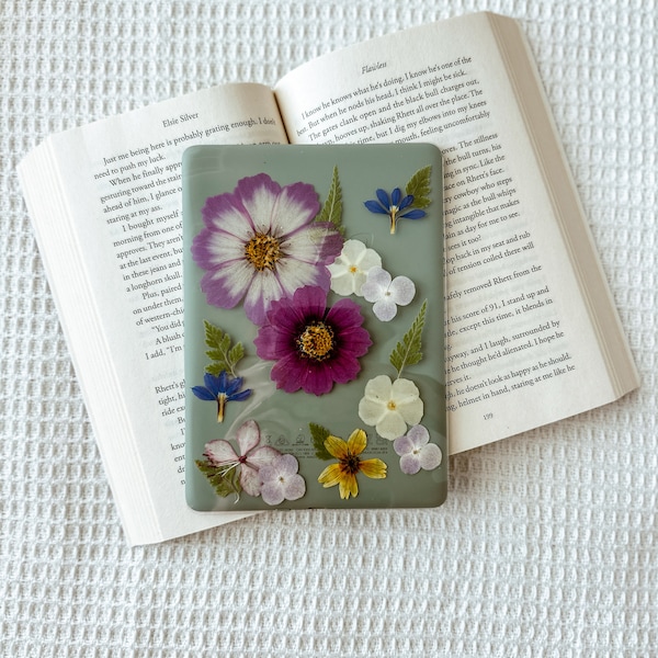 Echte Wildblumen Floral Einsatz für Kindle | Ebook Zubehör | Cottagecore, Frühlingsästhetik | Geschenk für Buchliebhaber | Geschenk für Sie