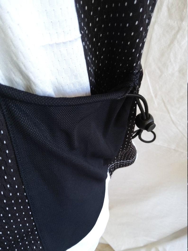 AESSE Made in Italy Cycle Jersey in XXXL with Loose Waist and Draw String pull rear pocket for Security Cycle Jersey Print Bike Top