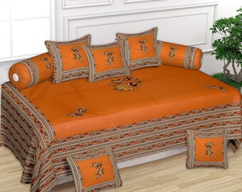 diwan cot pillows