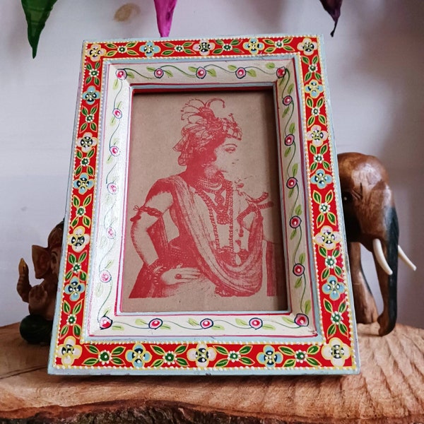 Cadre photo indien floral peint à la main