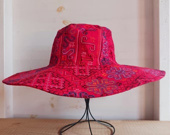 Thai Line Sun Hat | Red and Pink