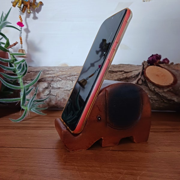 Soporte para teléfono móvil con elefante tallado en madera