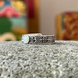 Toe Ring Fire Snow Navajo band  solid Silver adjustable Toe ring